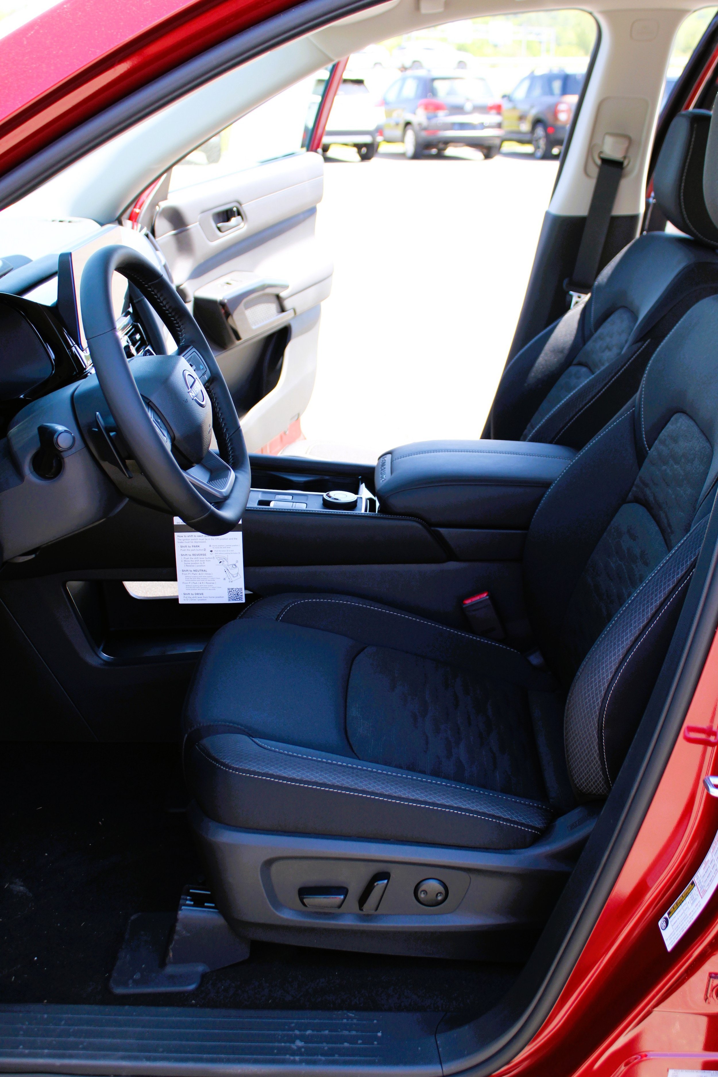 2026 Nissan Pathfinder SV - Photo 19