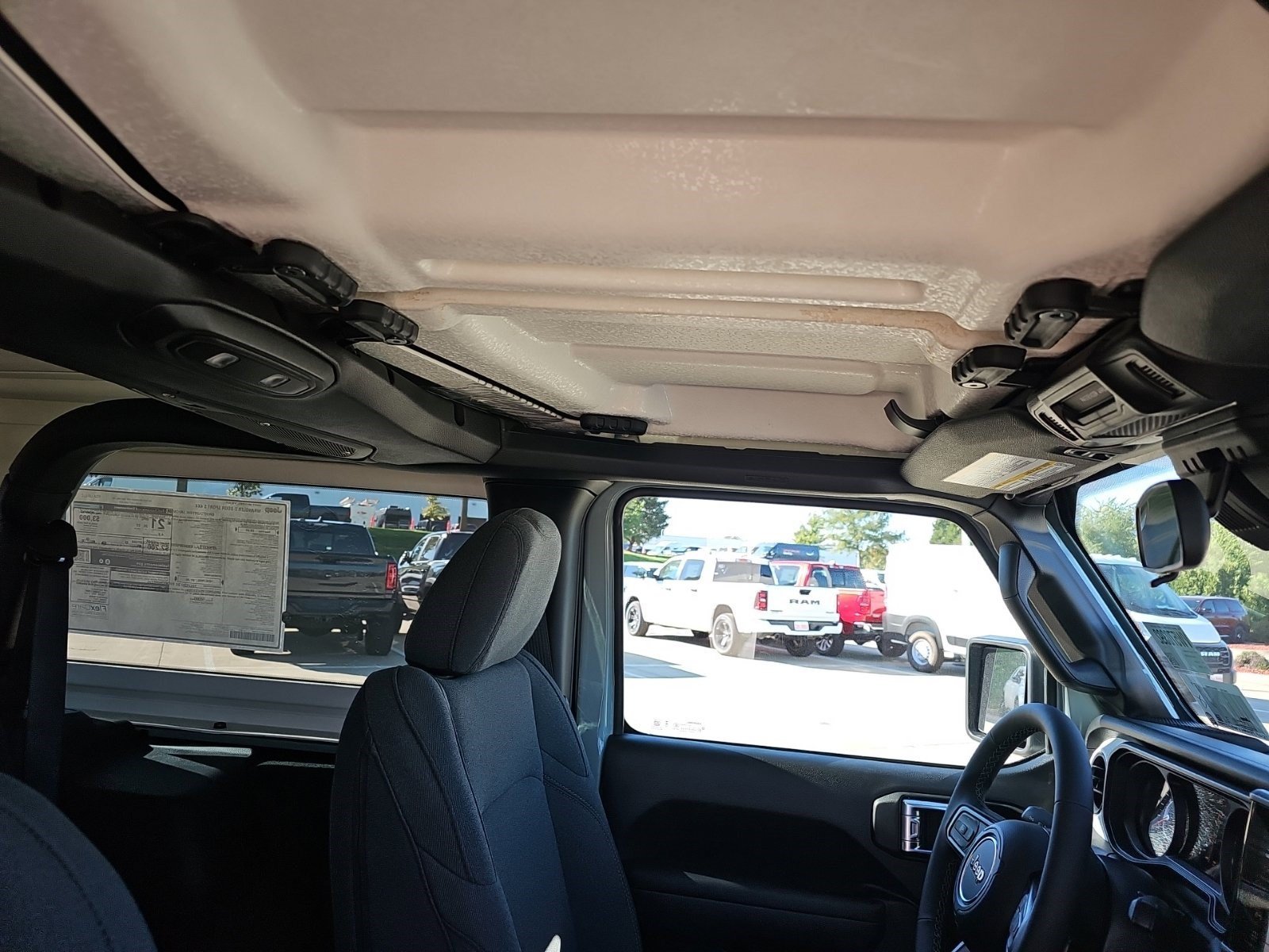 New 2027 Earl Clearcoat Jeep Sport S image 11