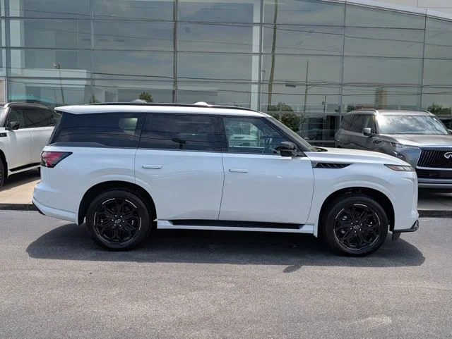 New 2026 RADIANT WHITE INFINITI SPORT image 8