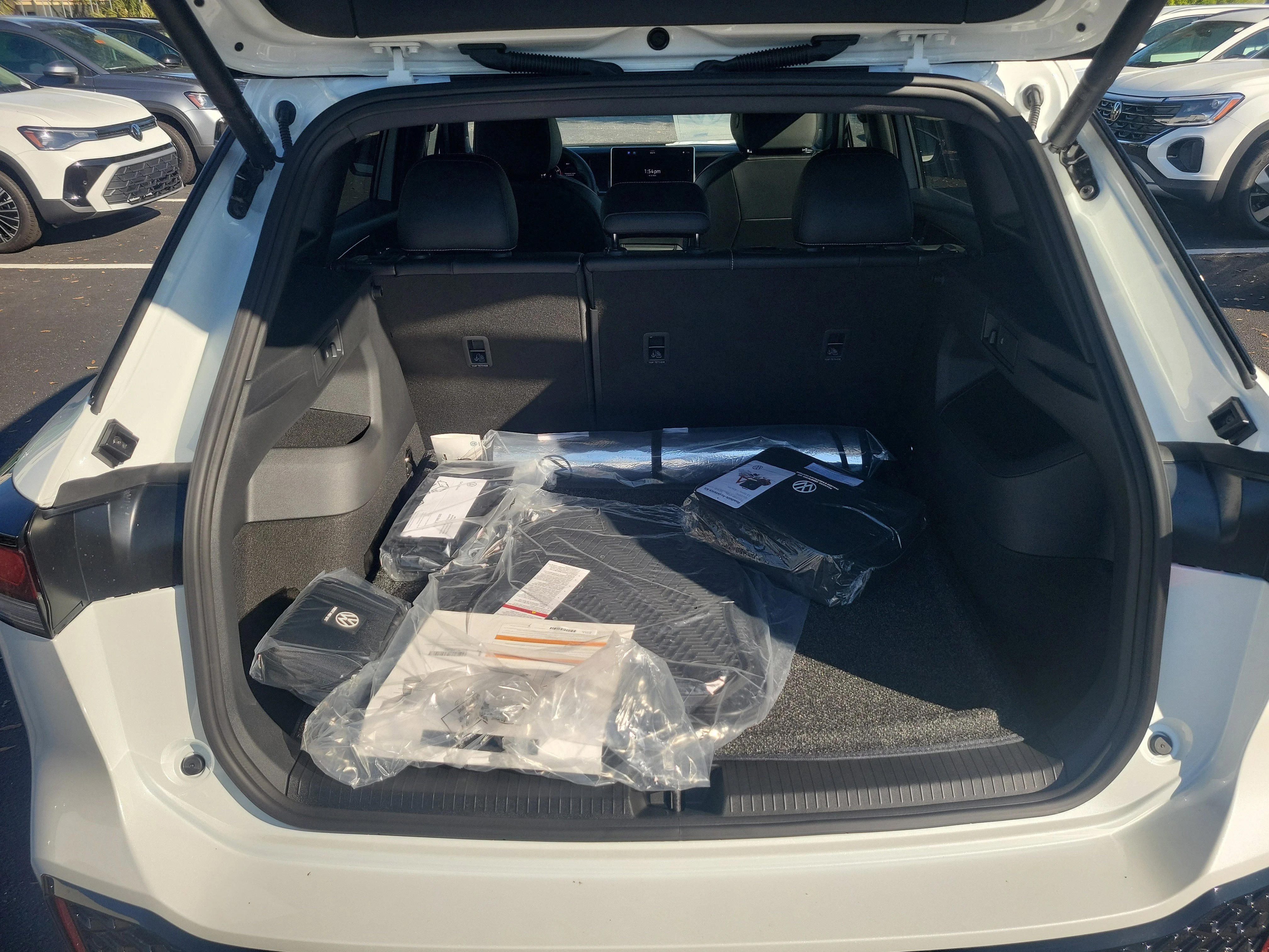 2026 Volkswagen Tiguan SE R-LINE BLACK - Photo 15