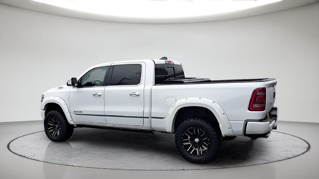 Used 2020 Off-white Ram Limited image 10