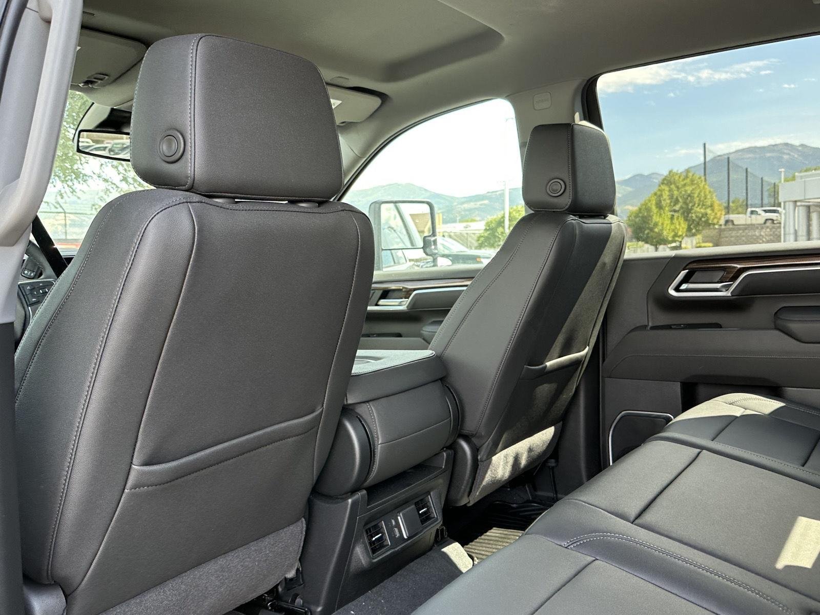 2026 Chevrolet Silverado 3500 HD LT - Photo 20