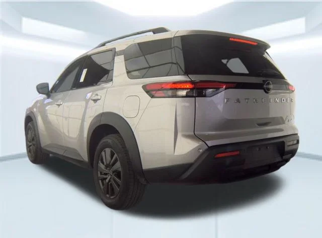 Used 2024 Silver Nissan SV image 6