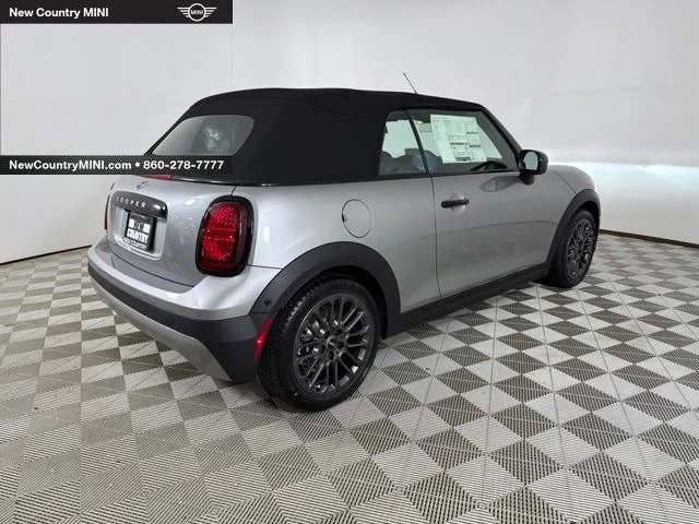 New 2026 Silver MINI Iconic image 7