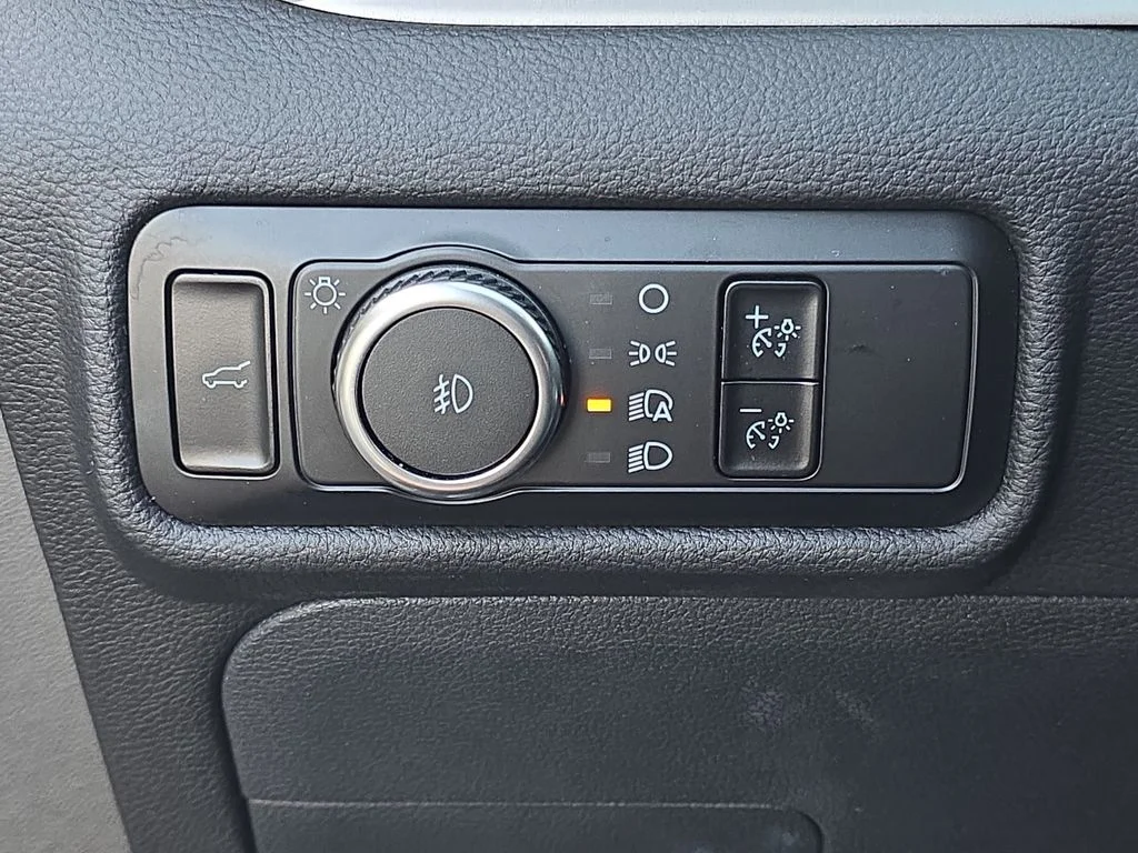 Certified Used 2023 Carbonized Gray Metallic Ford XLT image 24
