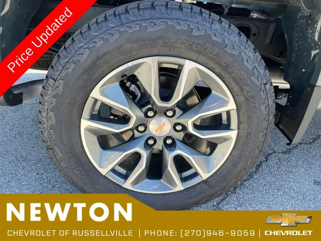 Used 2025 Cypress Gray Chevrolet LT (2FL) image 34