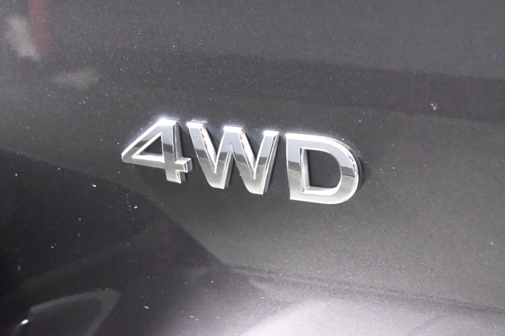 Certified Used 2023 Gray INFINITI Premium Select image 43