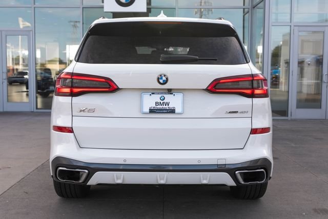 Used 2019 Alpine White BMW xDrive40i image 9