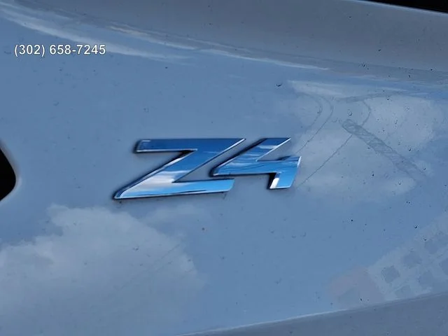 New 2026 Alpine White BMW sDrive30i image 21