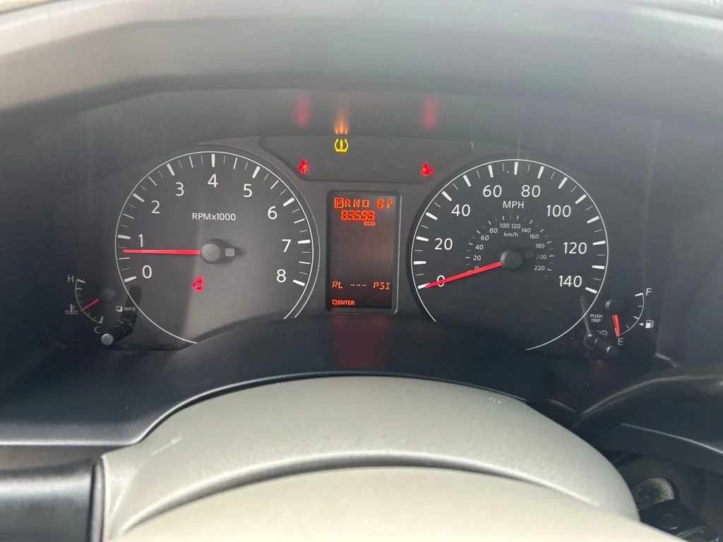 Used 2020 Glacier White Nissan SV image 10