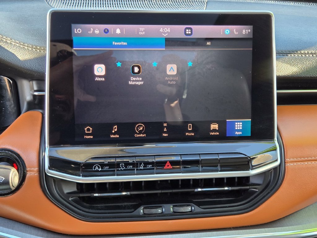 Used 2022 Gray Jeep Limited image 18