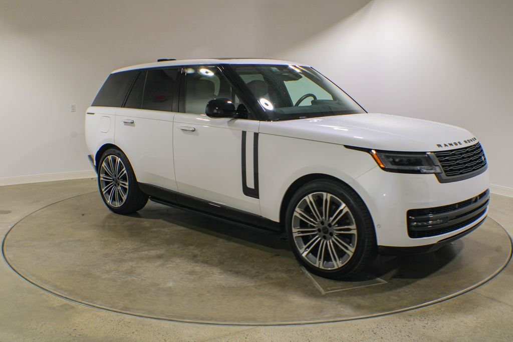 Certified Used 2026 Ostuni Pearl White Premium Metallic Land Rover Autobiography image 7