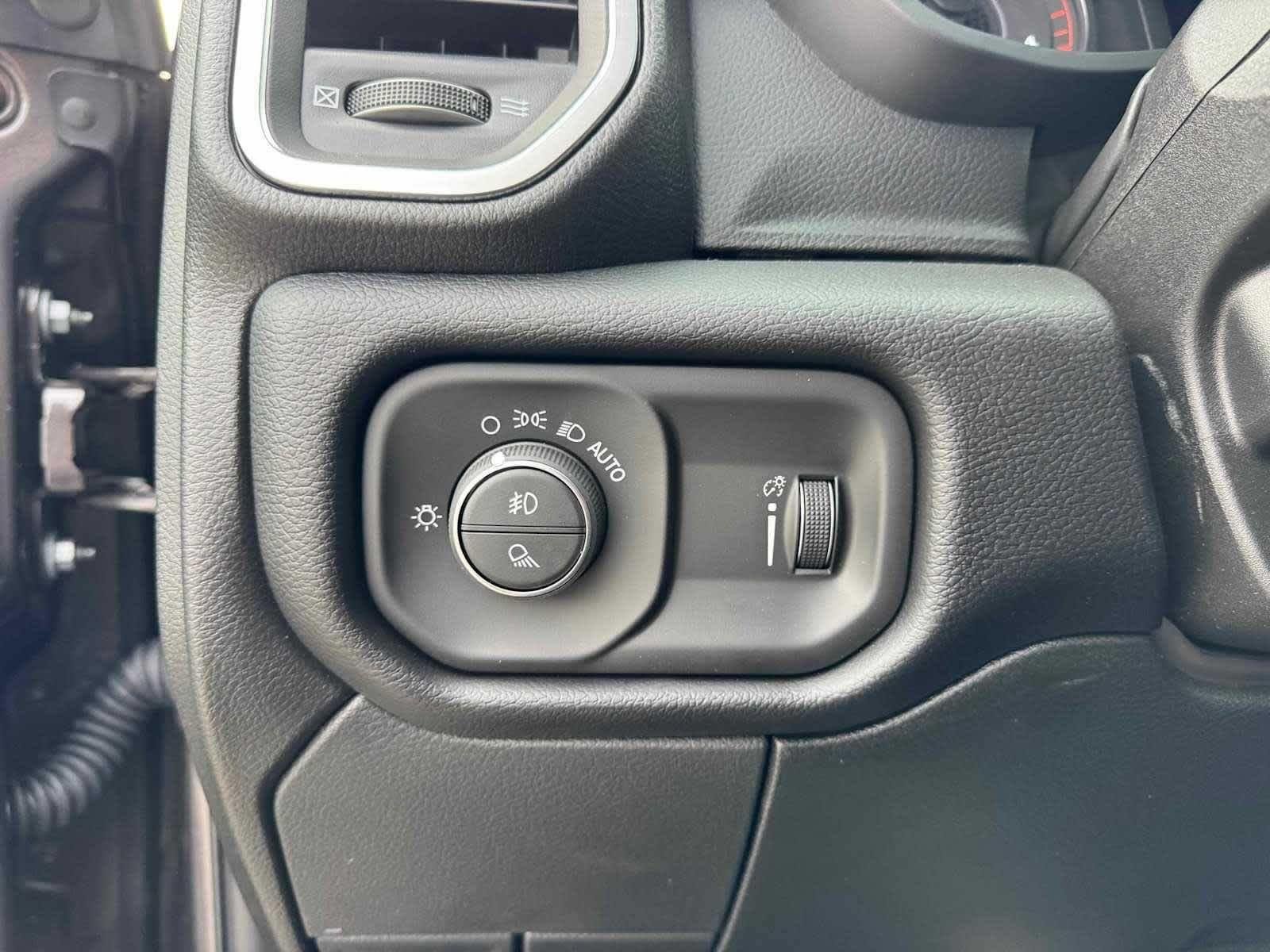 2026 RAM 2500 Big Horn - Photo 34