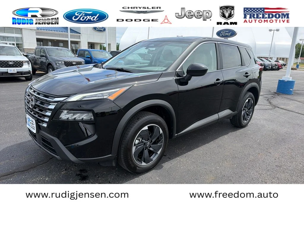 2025 Nissan Rogue SV AWD's photo