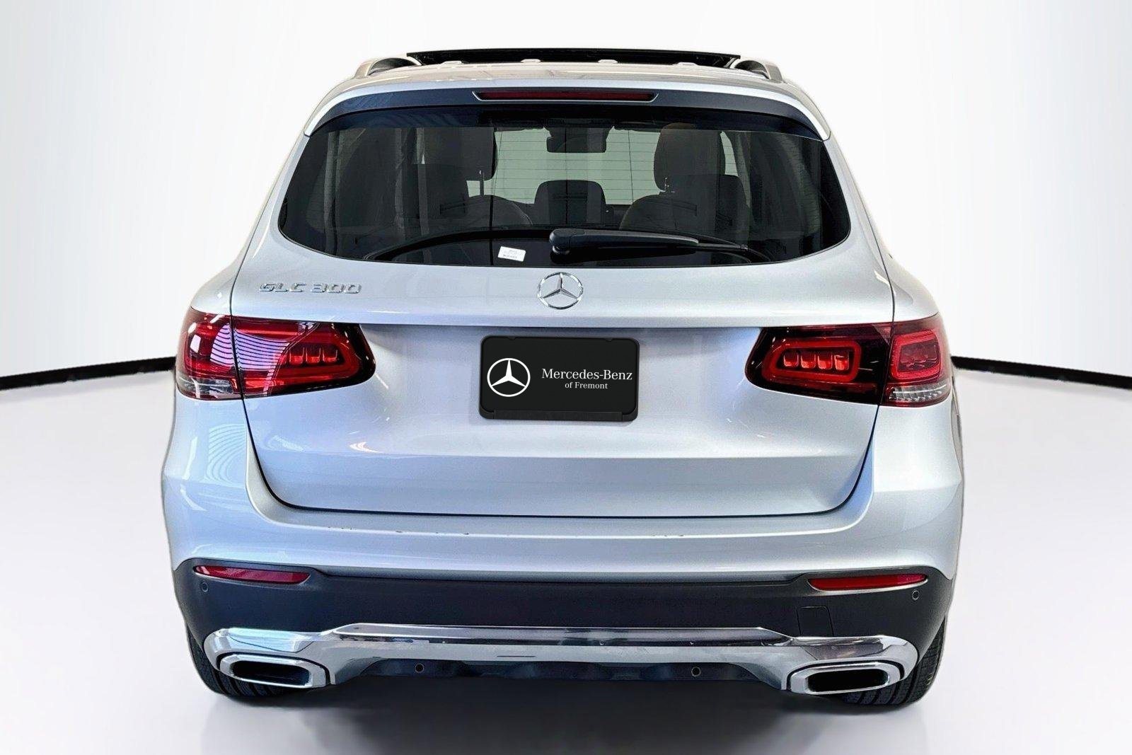 Used 2022 Cirrus Silver Metallic Mercedes-Benz GLC 300 image 6
