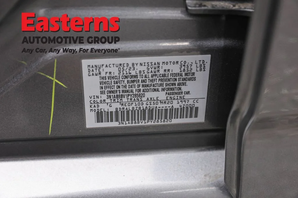 Used 2023 Gray Nissan S image 34