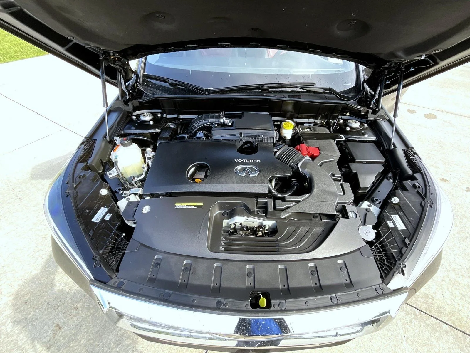 Used 2023 Black INFINITI SENSORY image 24