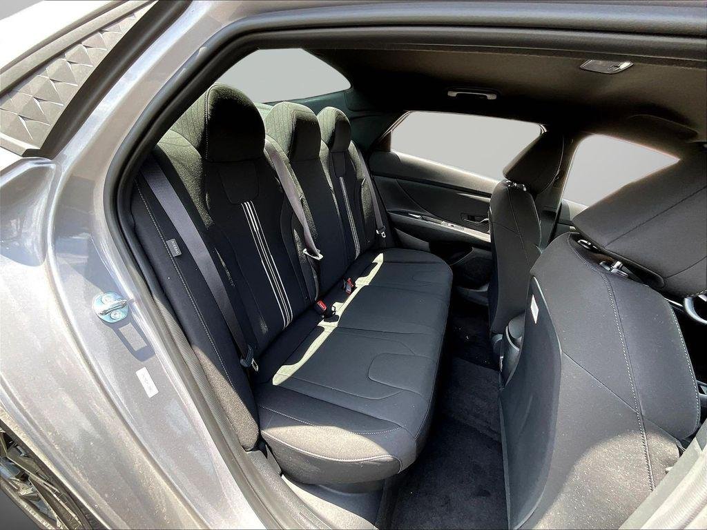 2026 Hyundai Elantra Blue - Photo 9