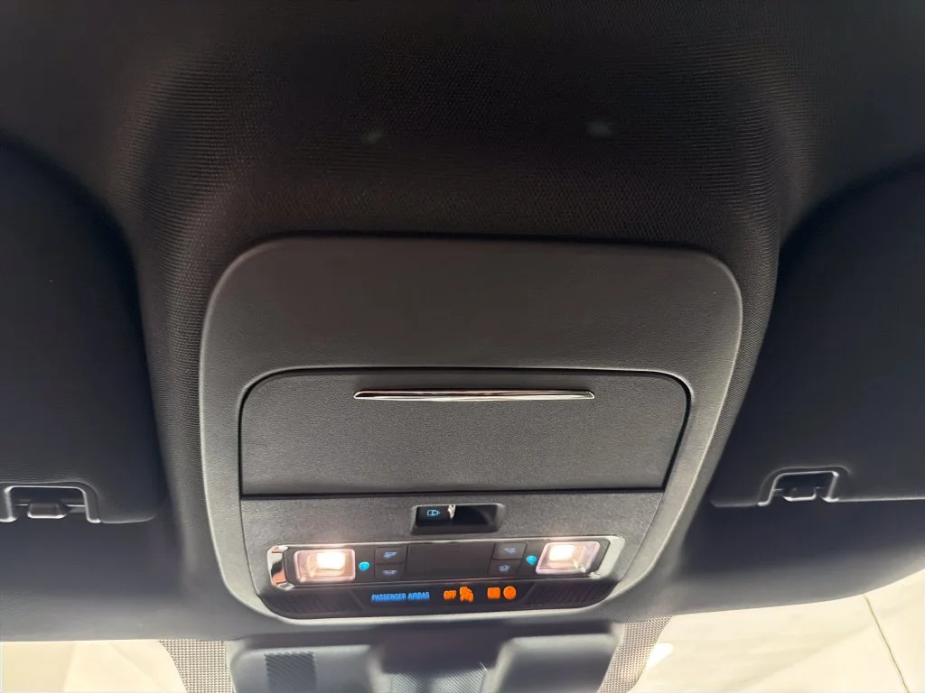 New 2026 Oxford White Ford Lariat® image 17