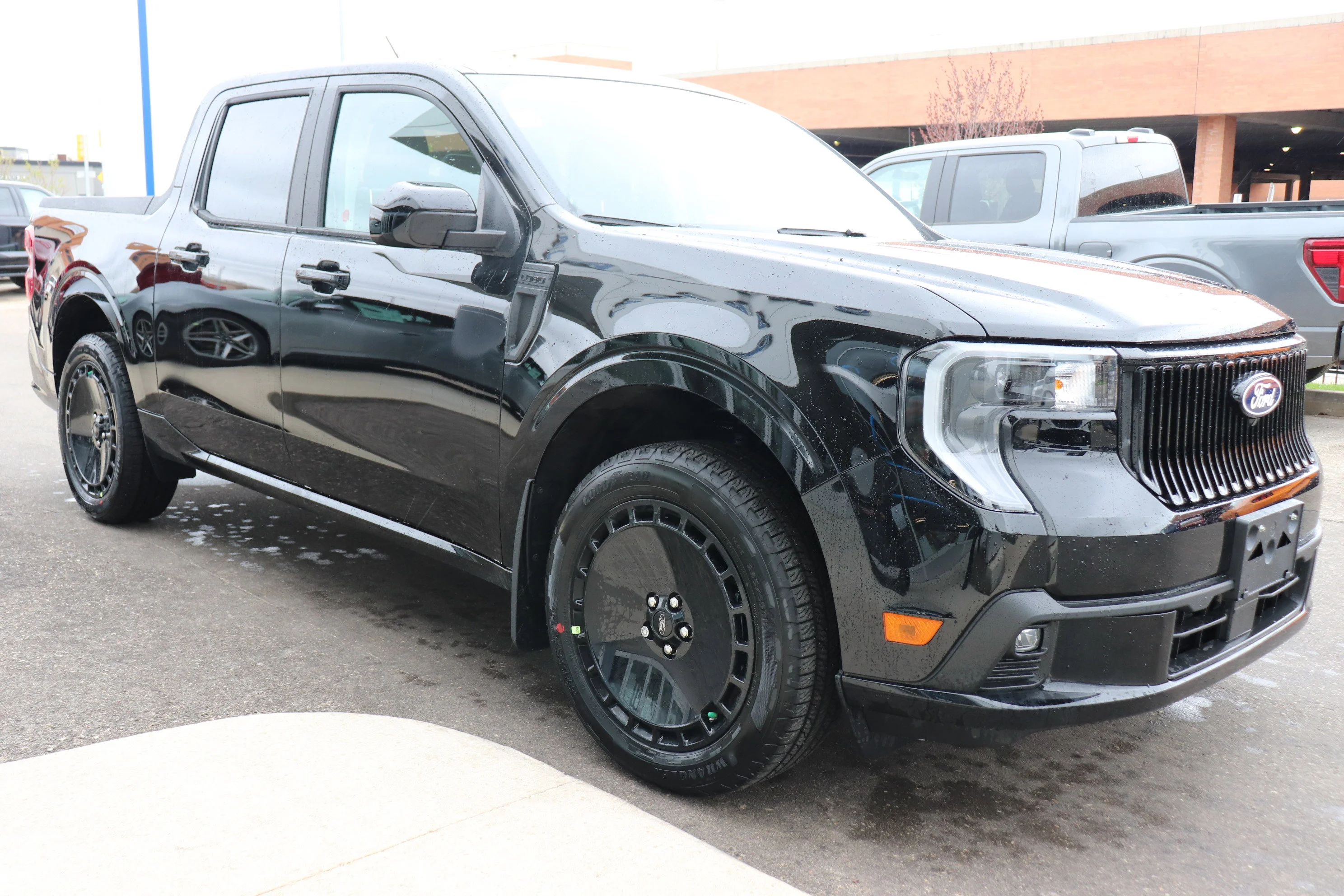 New 2026 SHADOW BLACK Ford Lobo Standard image 5
