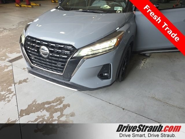 2021 Nissan Kicks SR