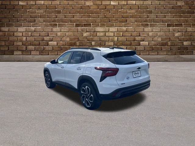 2024 Chevrolet Trax photo 3
