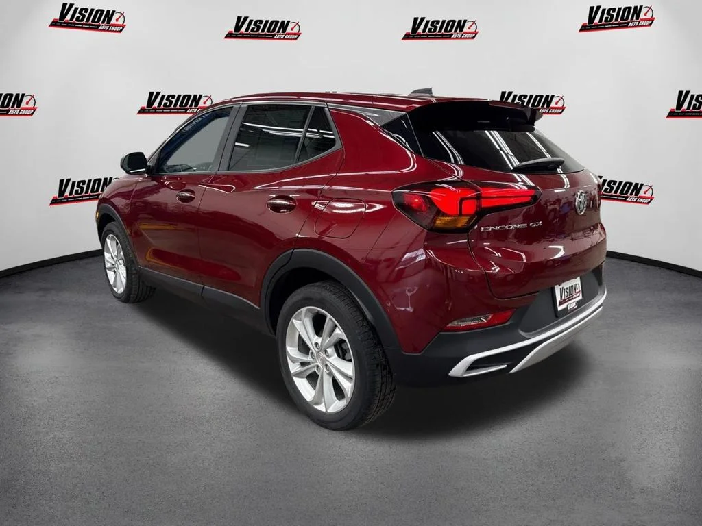 Used 2022 Red Buick Preferred image 7