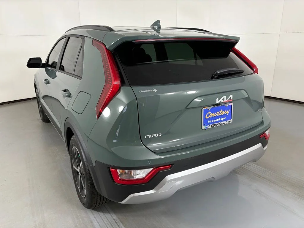 New 2026 Cityscape Green Kia EX image 6