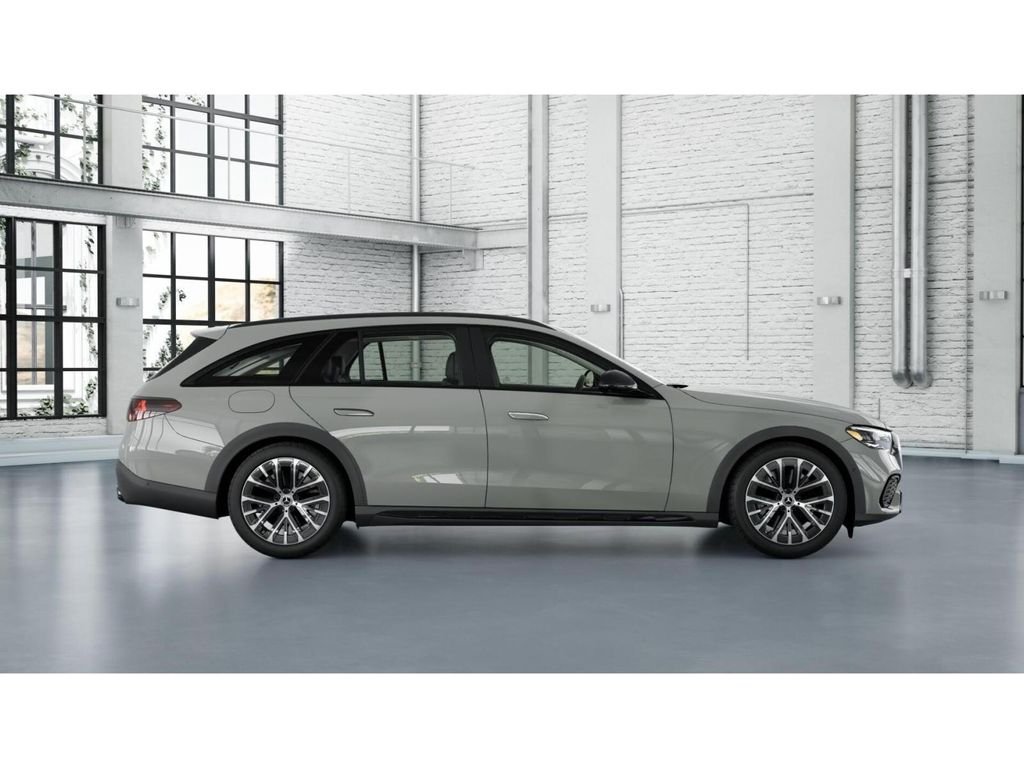 Certified Used 2025 MANUFAKTUR Alpine Grey Mercedes-Benz  image 2