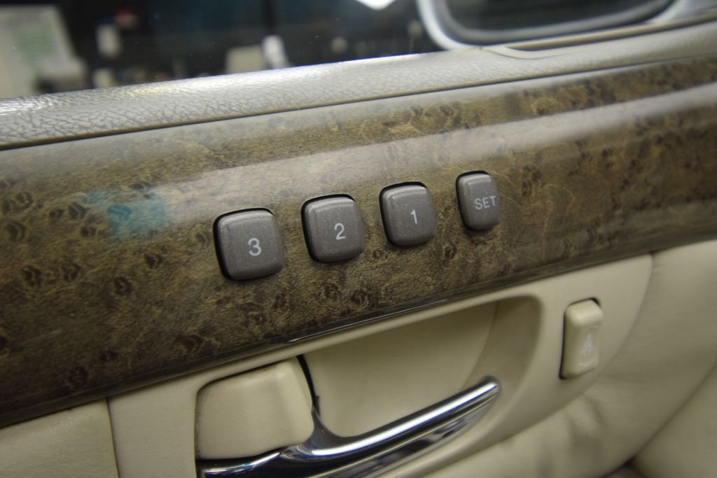 Used 2003 Millennium Silver Metallic Lexus 430 image 37