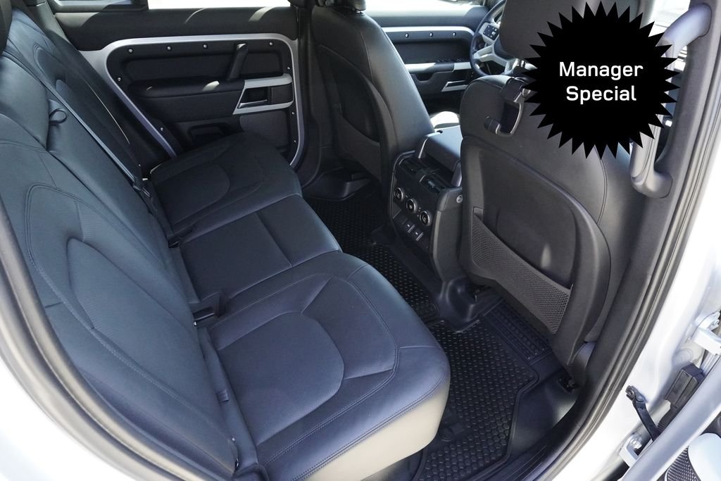 Used 2024 Silver Land Rover V8 image 26