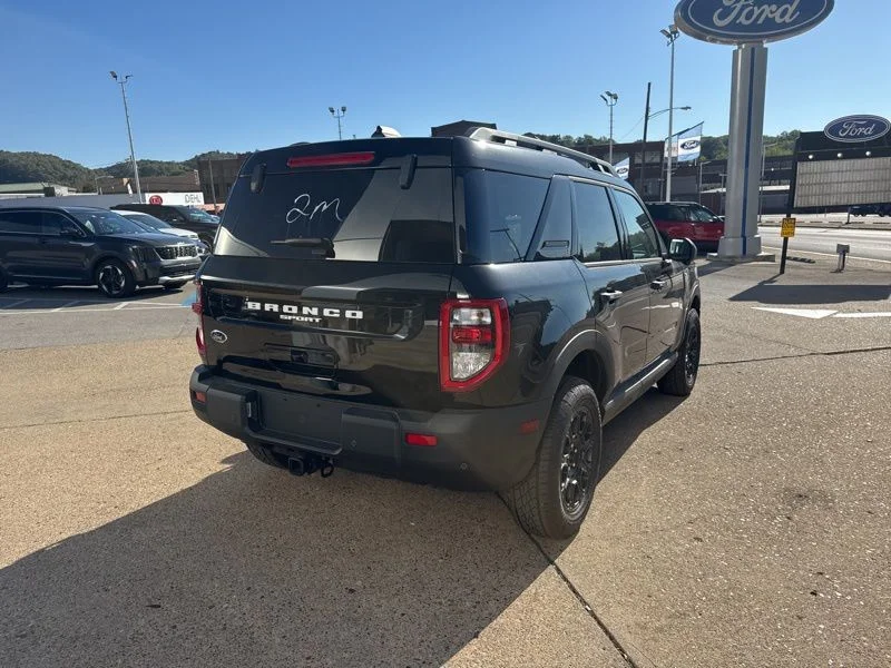 New 2025 Shadow Black Ford Badlands® image 7