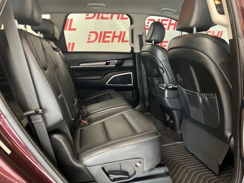 Used 2020 Purple Kia LX image 10