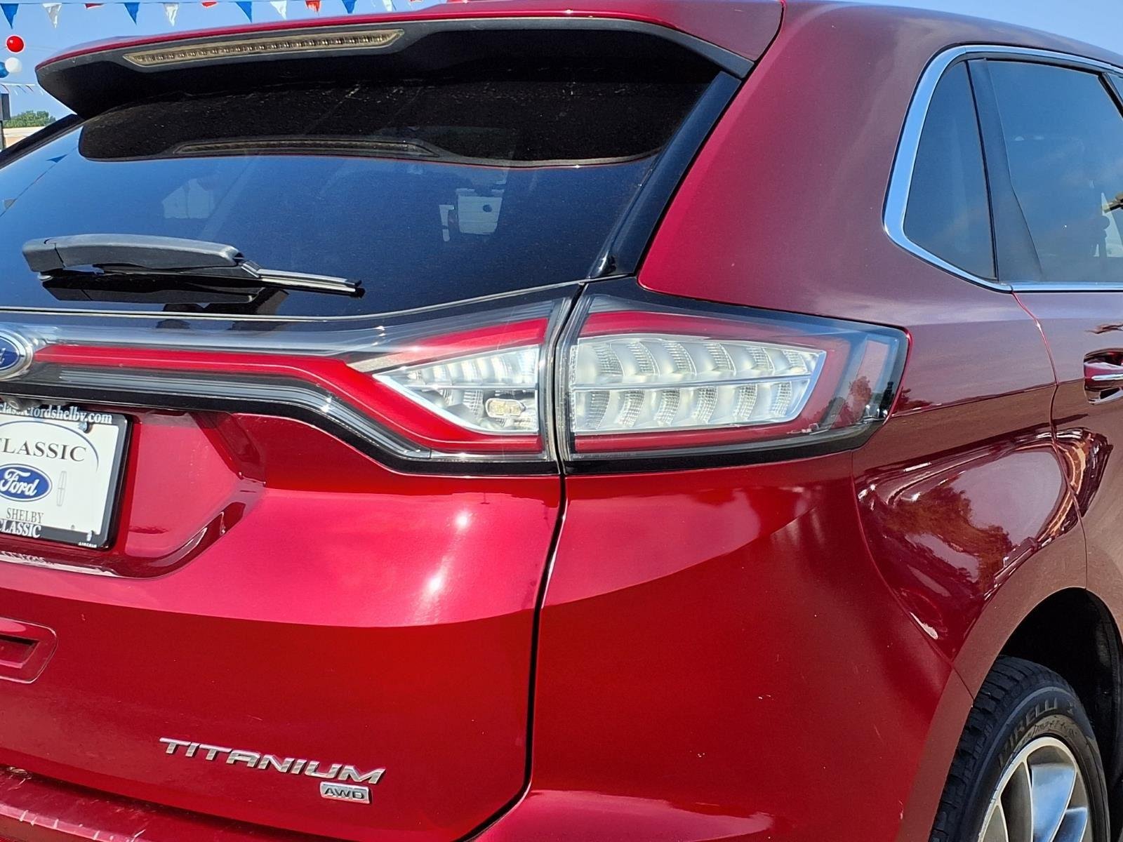 Used 2016  FORD TITAN image 17