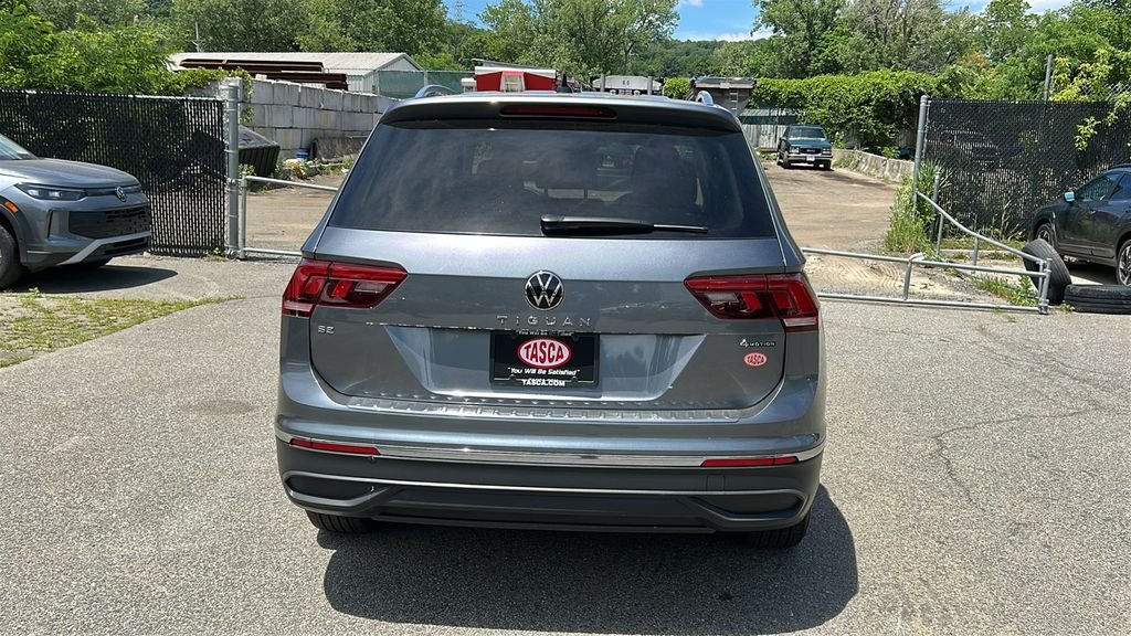Certified Used 2023 Gray Volkswagen 2.0T SE image 5