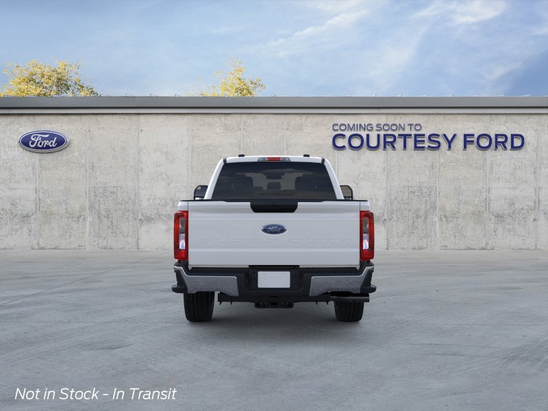 New 2026 Oxford White Ford XLT image 5