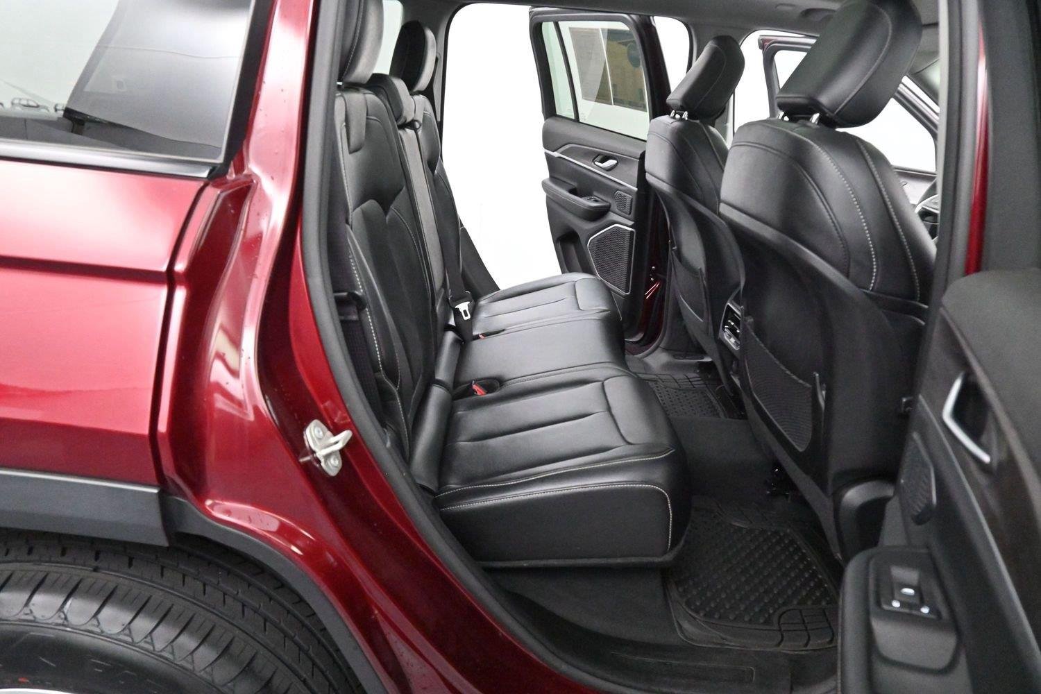 Used 2024 Red Jeep 4x4 image 34