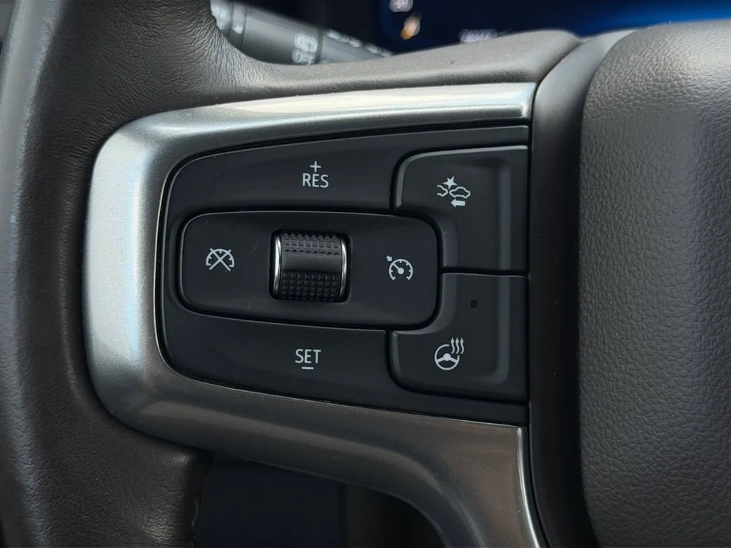 Used 2022 Summit White Chevrolet LT image 30