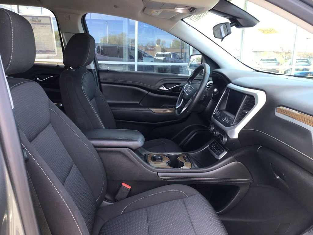 Used 2021 Satin Steel Metallic GMC SLE image 6