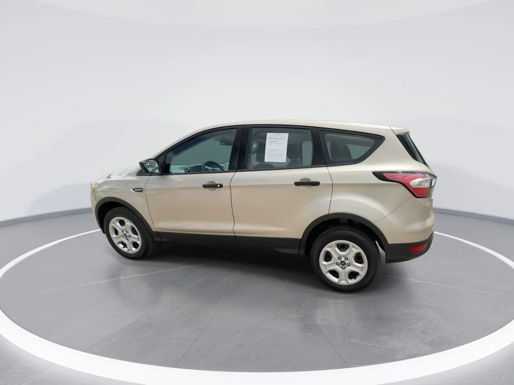 Used 2017 Gold Ford S image 6