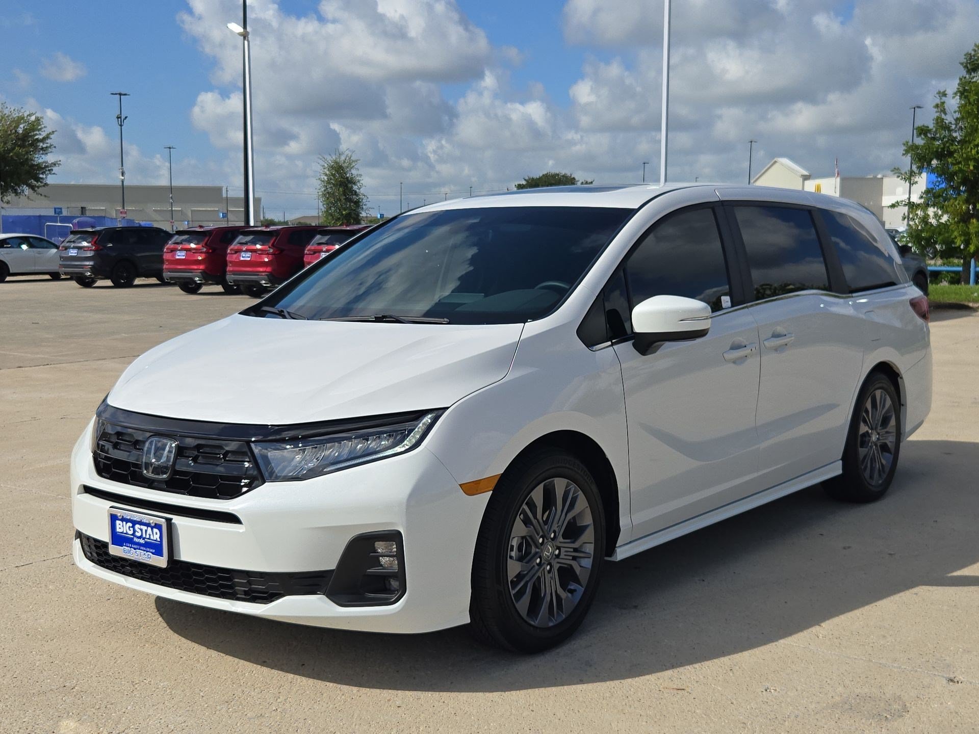 Certified Used 2026 Platinum White Pearl Honda Touring image 7
