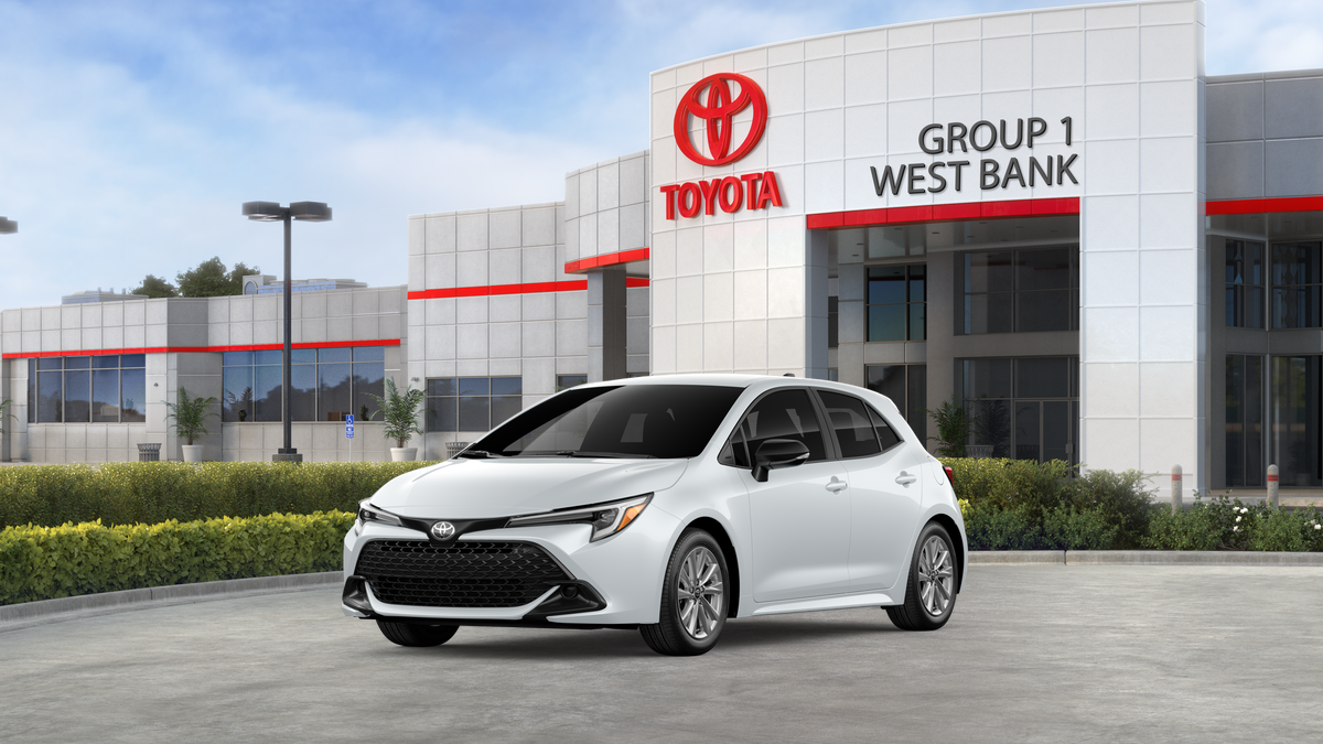 2027 Toyota Corolla Hatchback SE