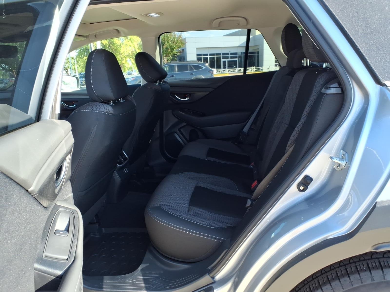 Used 2025 Ice Silver Metallic Subaru Premium image 17