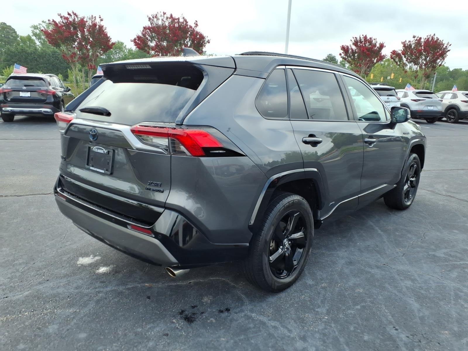 Used 2020 Magnetic Gray Metallic w/Midnight Black Roof Toyota Hybrid XSE image 2