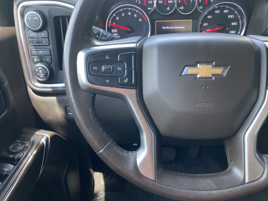 Used 2020 Shadow Gray Metallic Chevrolet LT image 20