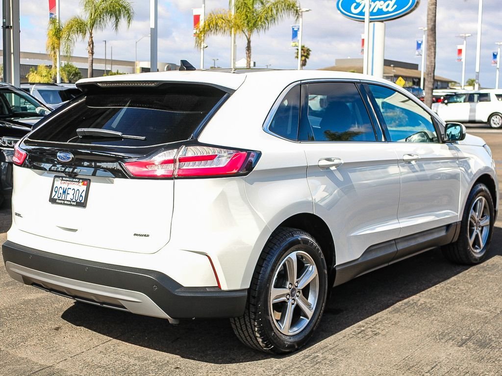 Used 2023 White Ford SEL image 9
