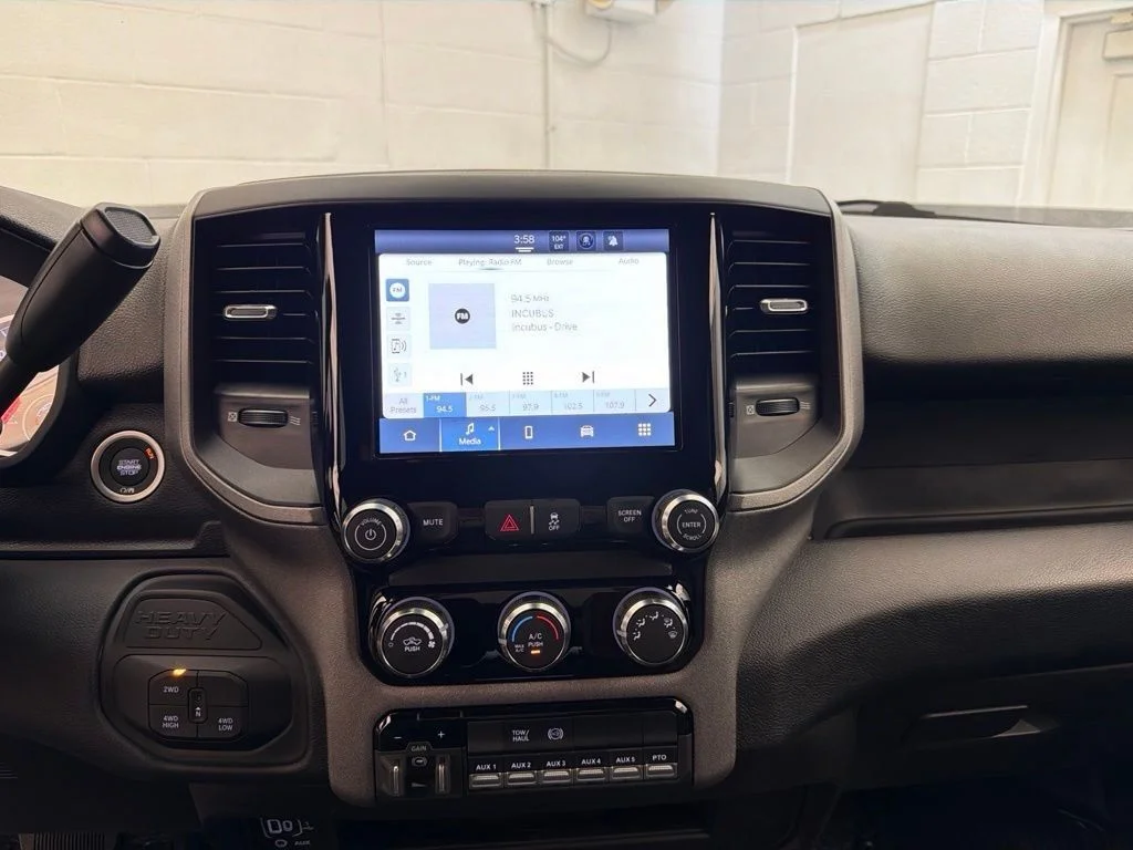 2026 RAM 3500 Chassis Tradesman - Photo 13