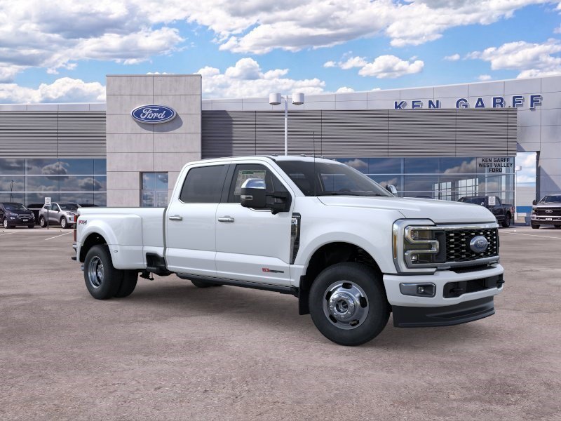 New 2026 Star White Metallic Tri-Coat Ford Platinum image 8