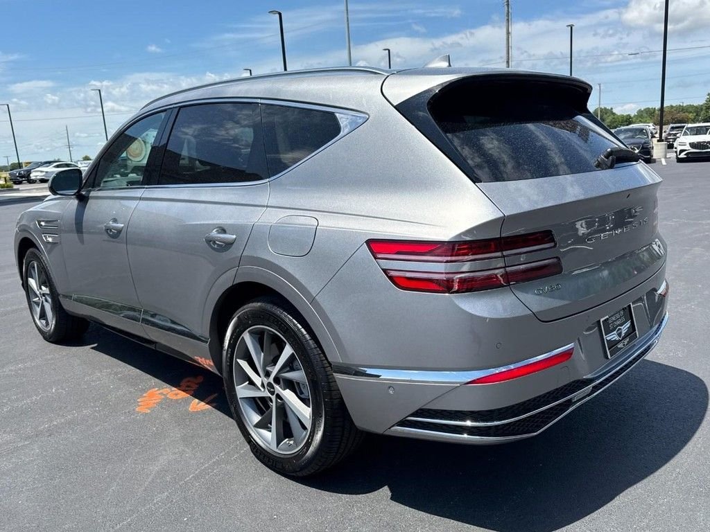 Certified Used 2026 Savile Silver Genesis 2.5T Advanced image 5