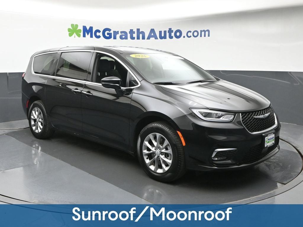 Used 2026 Black Chrysler Limited image 3